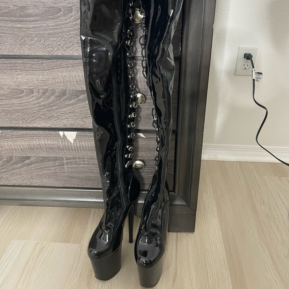 Pole dance boots